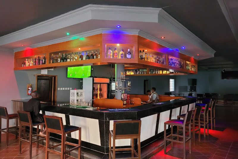 Bar